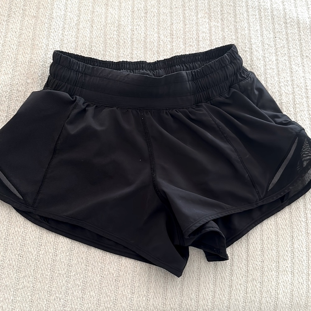 Lululemon hotty hot shorts